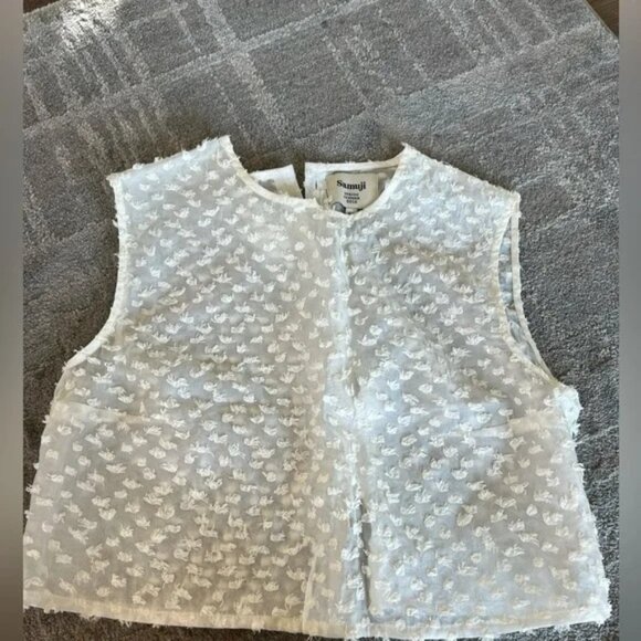 Samuji Textured Crop Top - Picture 1 of 8